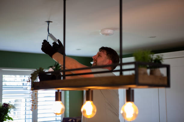 Best Electrical Repair Services  in Senatobia, MS